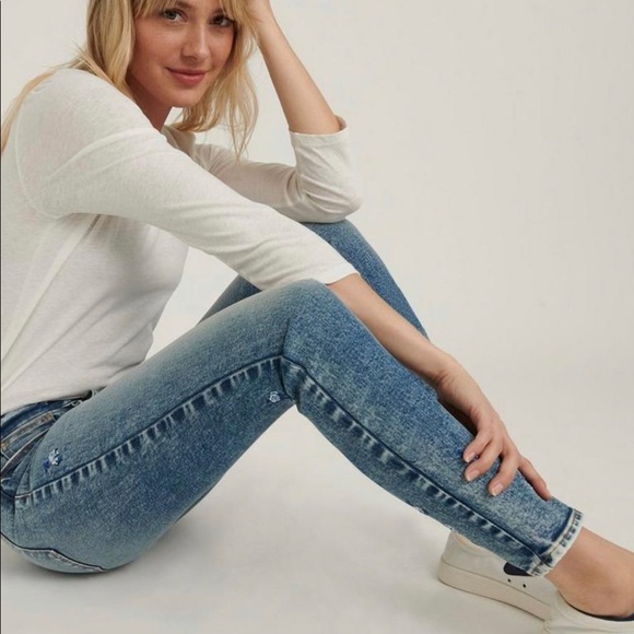 Lucky Brand Skinny Jeans with Blue Flower Detail - Picture 6 of 9